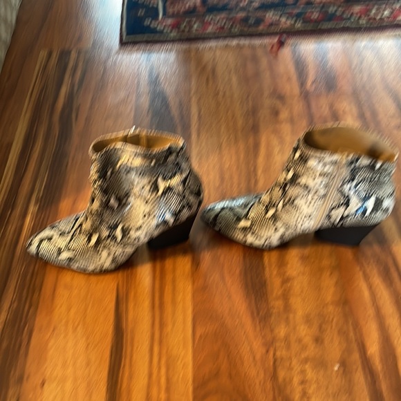 Python ankle booties - Picture 3 of 7
